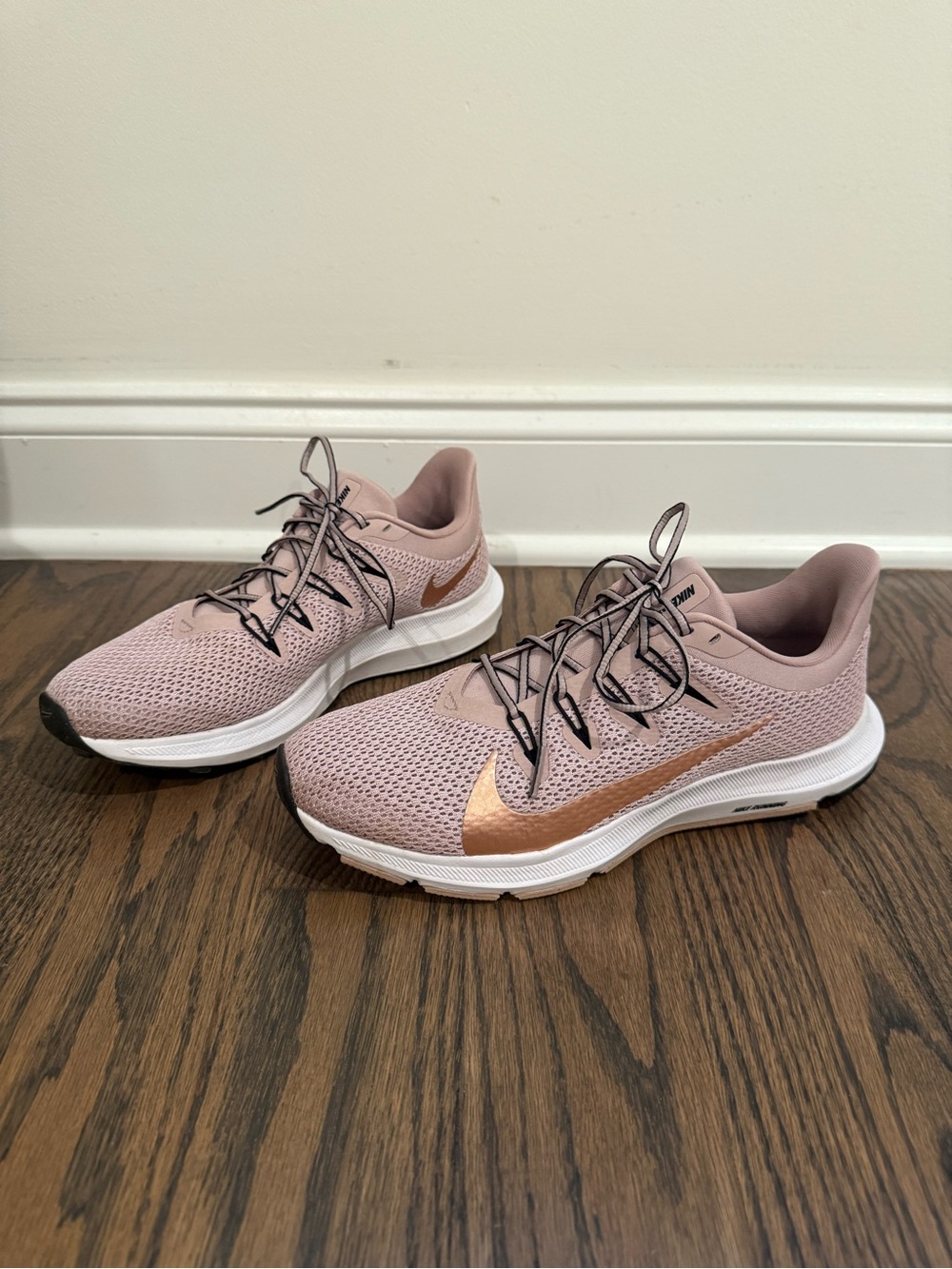 Nike Women’s Quest 2 Sneaker